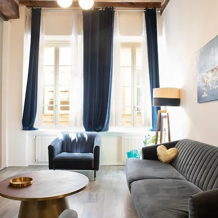 דירה Golden House In Center Town By Abita *